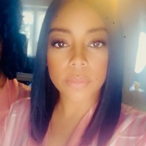 Meet your Posher, Malika